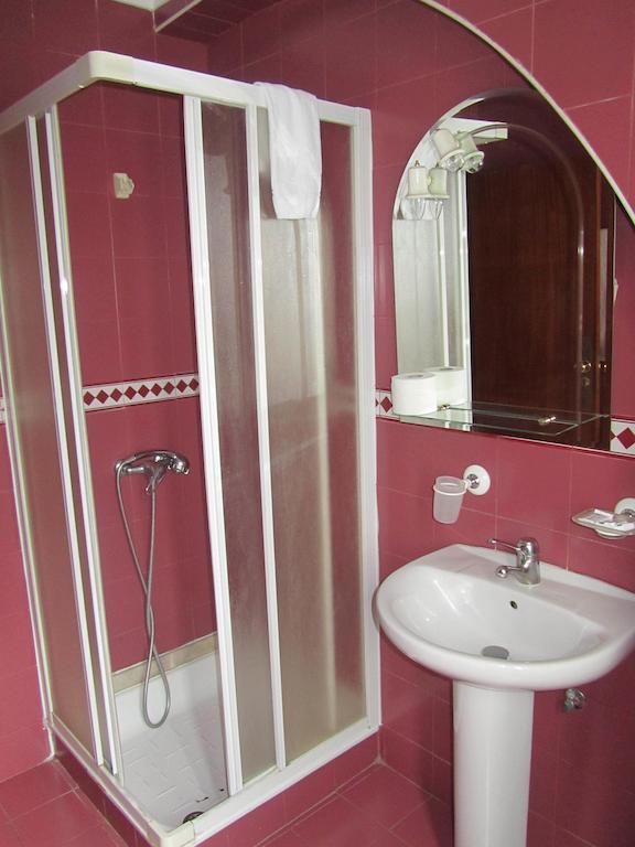 Quarto Duplo com Cama Extra (3 Adultos)